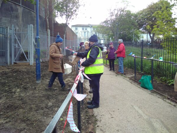 Weekly Community Garden Session – Sundays @ St Leonards Station Community Garden (North platform normally)